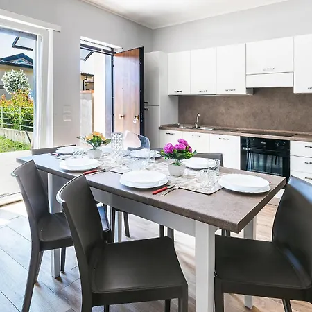 2 Bedroom Lovely In Casalvelino Holiday home