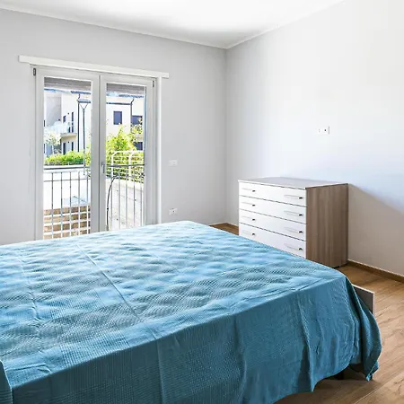 펜션 2 Bedroom Lovely In Casalvelino 카살벨리노